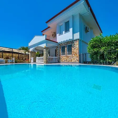 فيلة Tatil Premium Baron فتحية