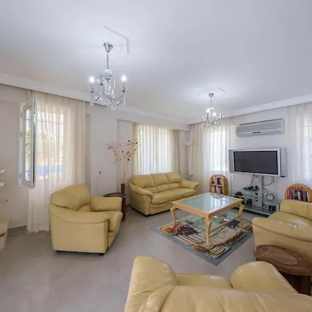 فيلة Tatil Premium Baron فتحية